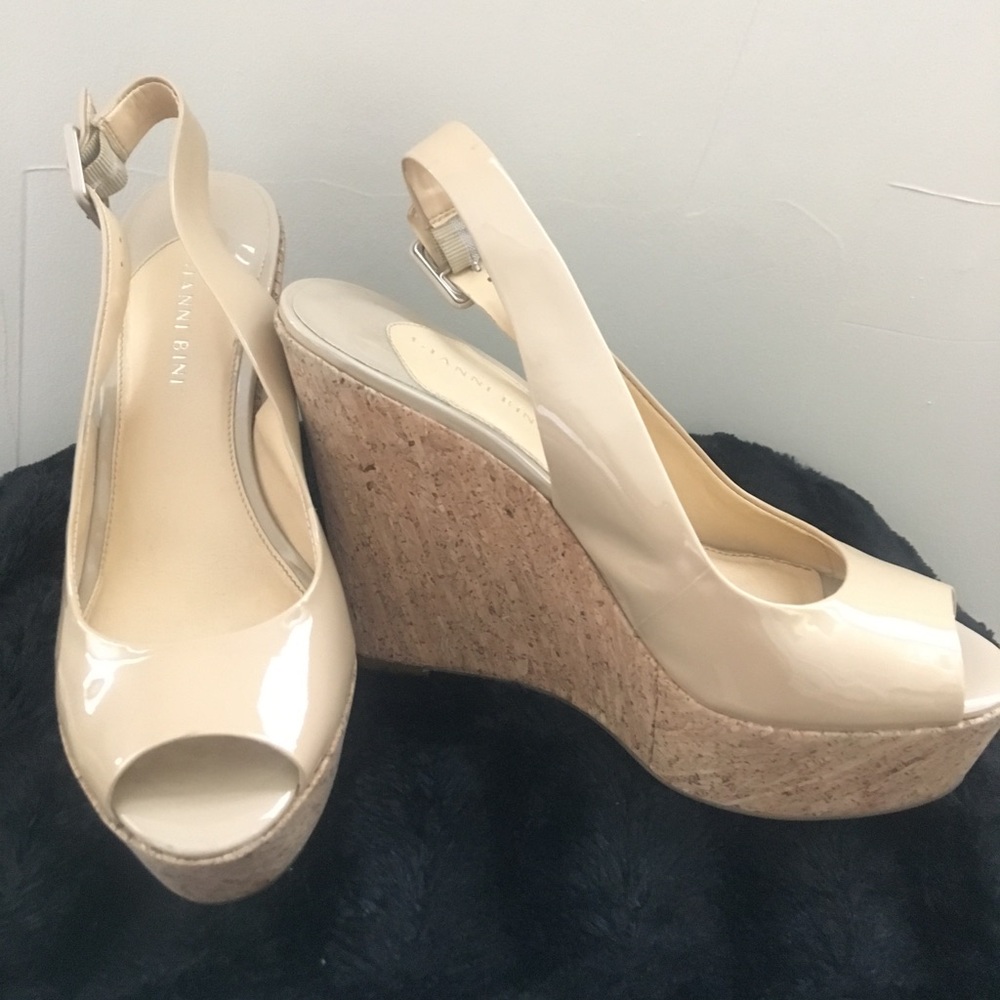 Gianni Bini - Size 9 - Color: Sander